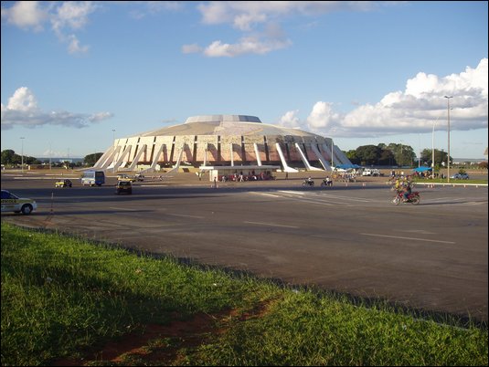 Sporthalle